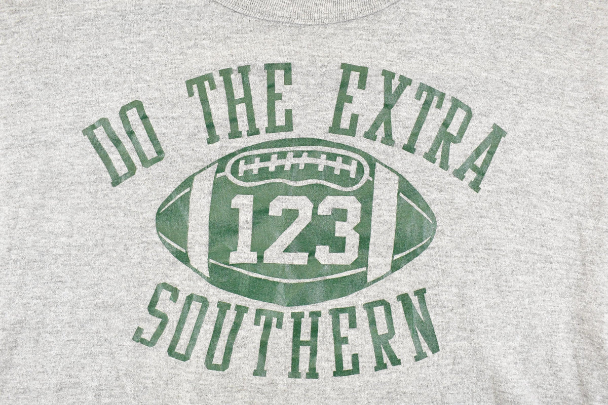 Vintage 1990's Do The Extra Southern High School Football Souvenir T-Shirt Women's XL Cropped from propervintagecanada