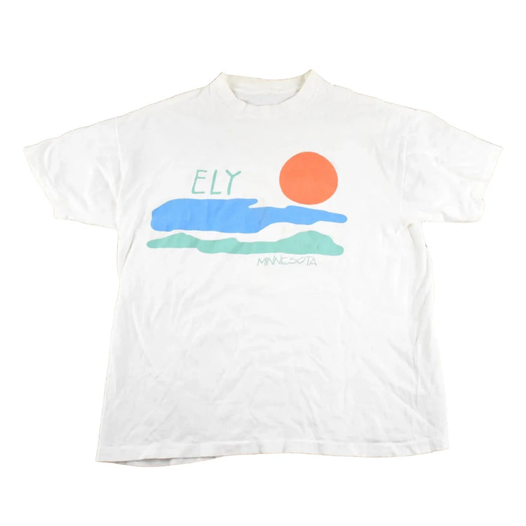 Vintage 1990's Ely Minnesota Souvenir Travel T-Shirt Mens M from propervintagecanada