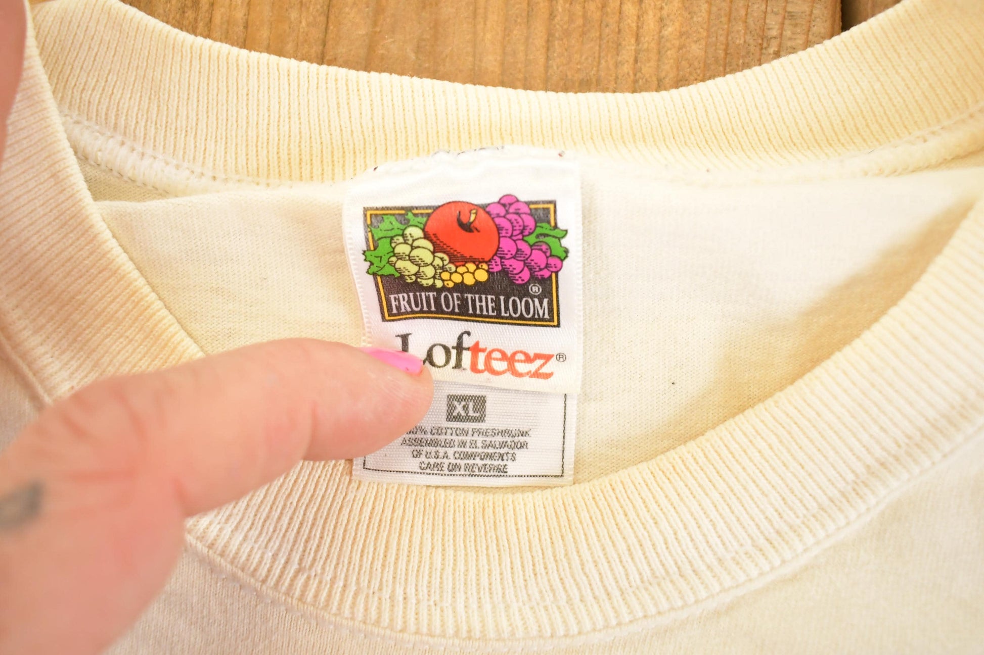Vintage 1990's F5 Labs Souvenir Travel T-Shirt Men's XL from propervintagecanada