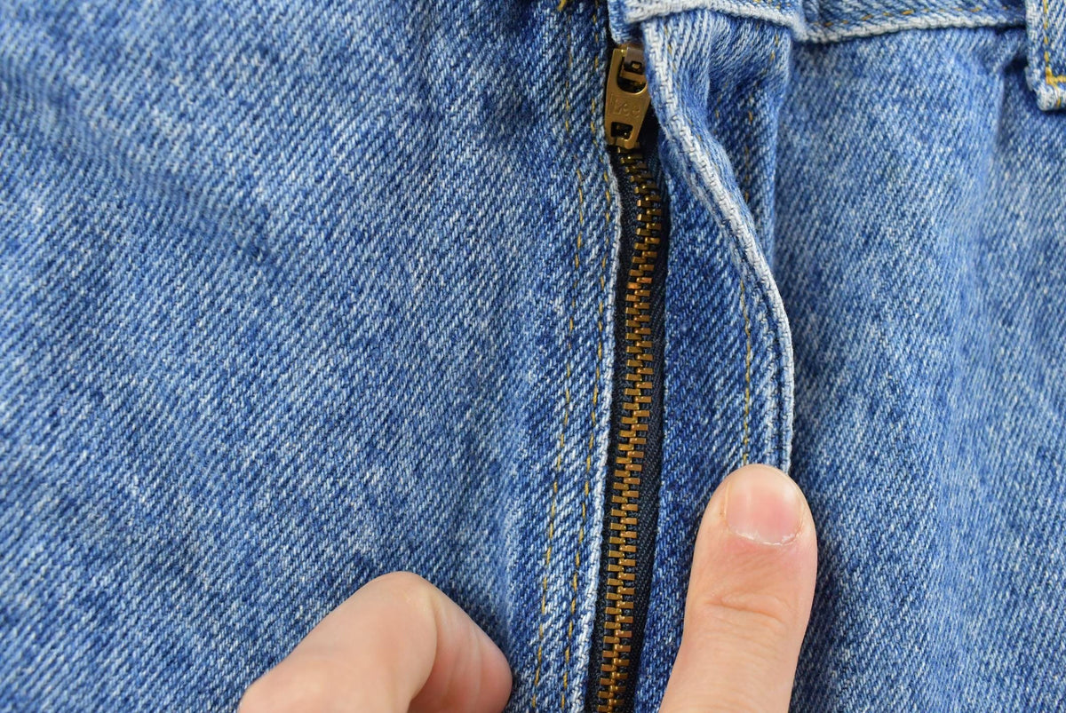 Vintage 1990's Lee Denim Blue Jeans 30 x 27.5 from propervintagecanada