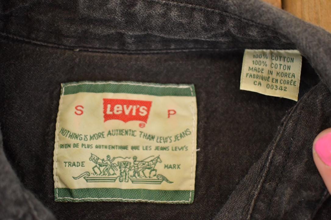 Vintage 1990's Levis Denim Button Up Shirt Men's M from propervintagecanada