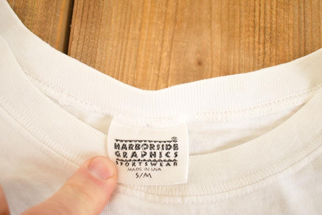 Vintage 1990's Maret Floral Souvenir Travel T-Shirt Women's M from propervintagecanada