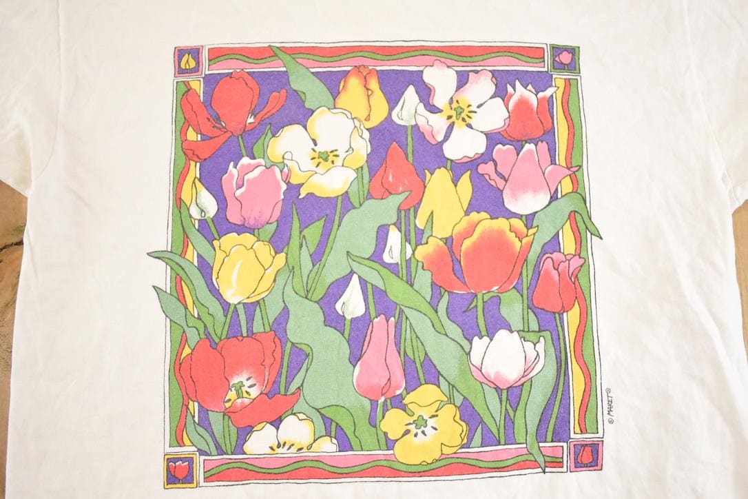 Vintage 1990's Maret Floral Souvenir Travel T-Shirt Women's M from propervintagecanada