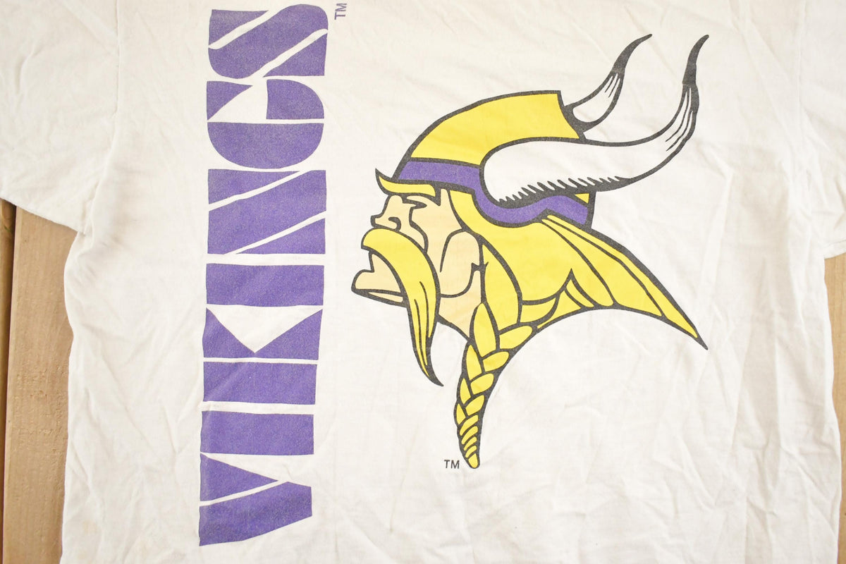 Vintage 1990's Minnesota Vikings Miller Lite NFL T Shirt Men's L from propervintagecanada