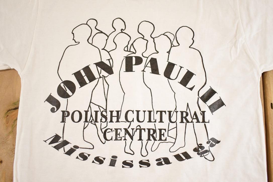 Vintage 1990's Mississauga Polish Cultural Centre Souvenir Travel T-Shirt Mens M from propervintagecanada