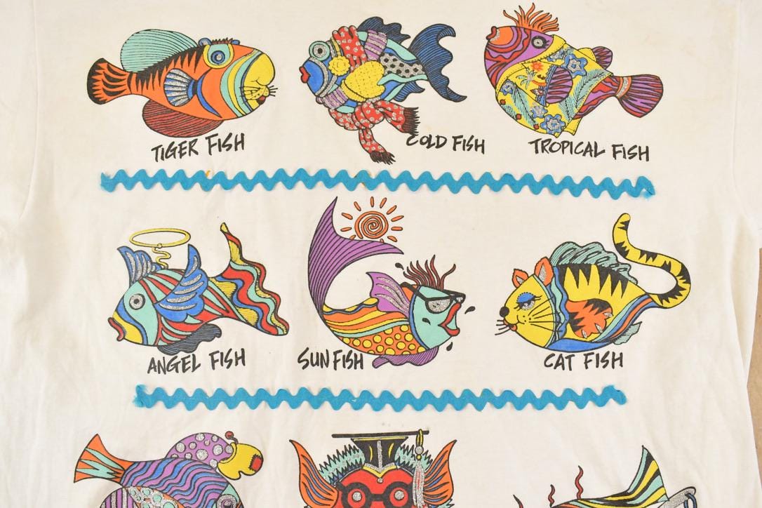 Vintage 1990's Multi Fish Souvenir Travel T-Shirt Men's XL from propervintagecanada