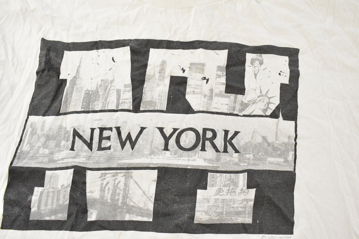 Vintage 1990's New York Souvenir Travel T-Shirt Men's XL from propervintagecanada