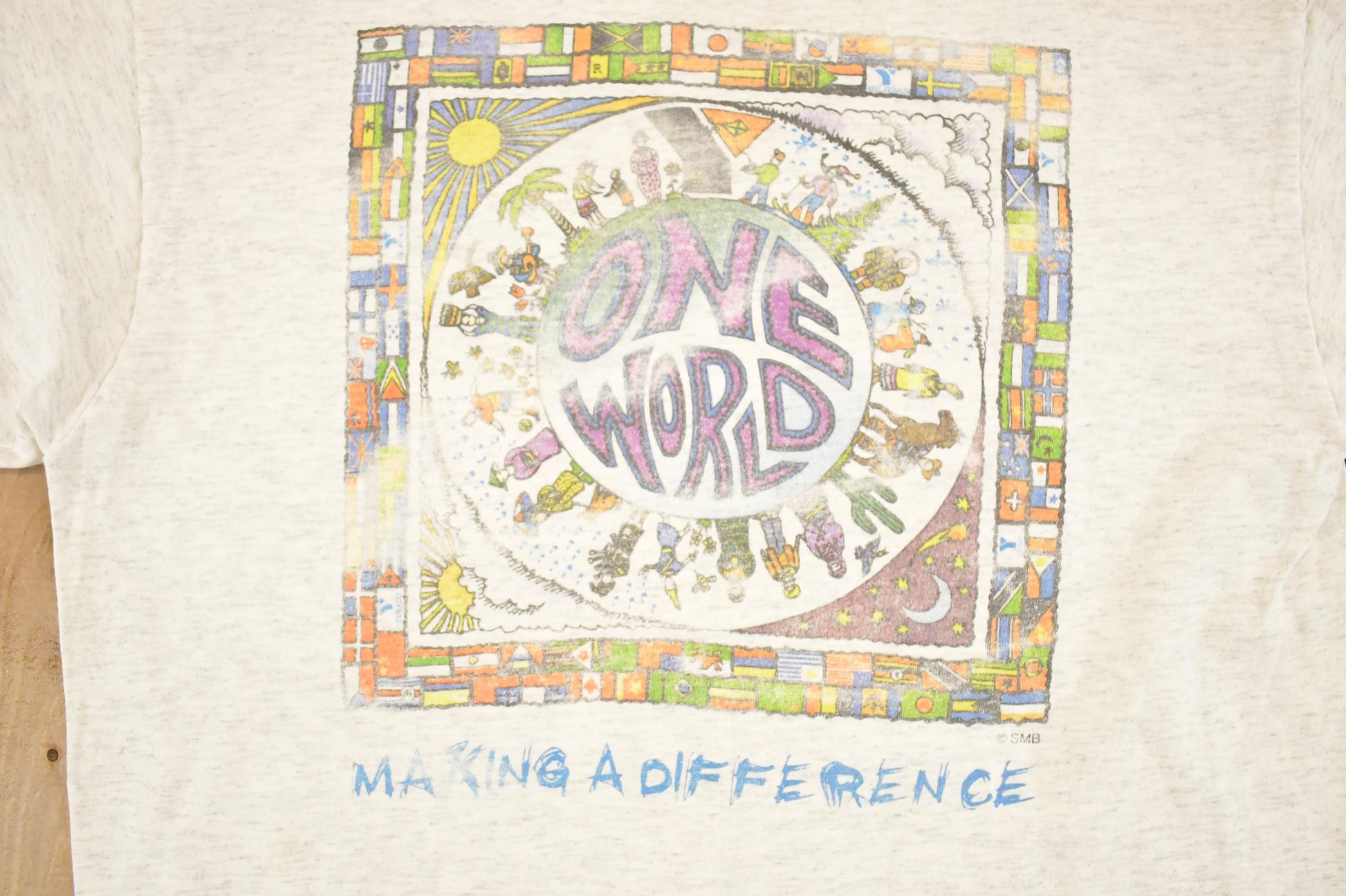 Vintage 1990's One World Making A Difference Souvenir Travel T-Shirt Men's M from propervintagecanada