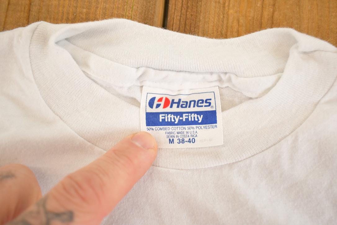 Vintage 1990's Pewaukee Diabetes Run Souvenir Travel T-Shirt Mens S from propervintagecanada