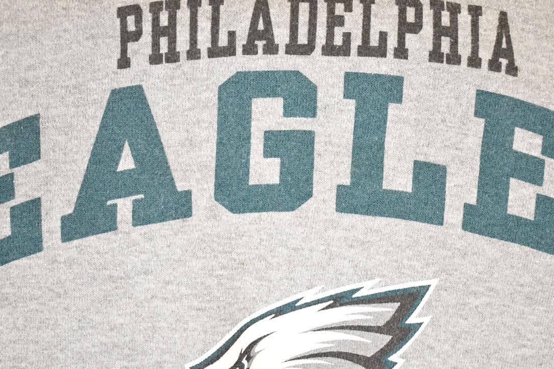 Vintage 1990's Philadelphia Eagles Graphic Print NFL Hoodie Sweatshirt Mens L from propervintagecanada