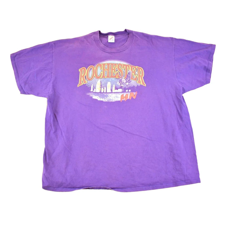 Vintage 1990's Rochester MN Souvenir Travel T-Shirt Men's XL from propervintagecanada