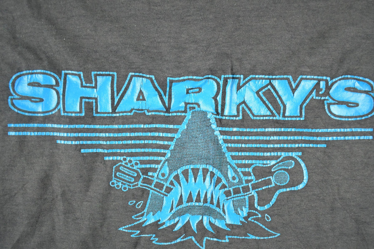 Vintage 1990's Sharky's Souvenir Travel T-Shirt Mens L from propervintagecanada