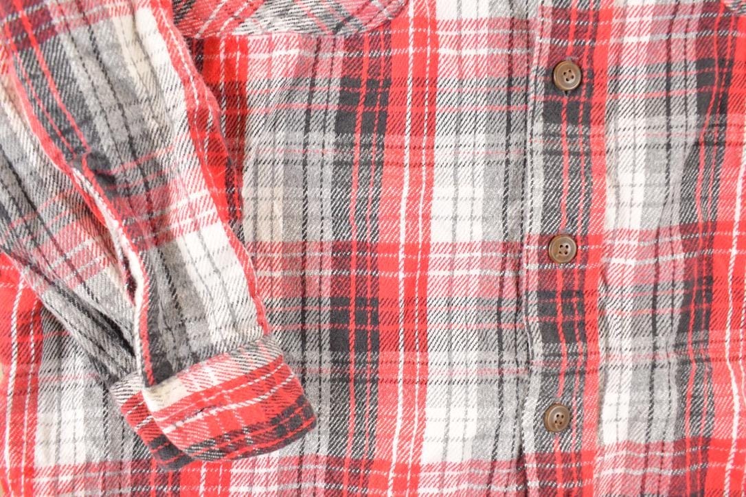 Vintage 1990's St Johns Bay Heavyweight Plaid Western Style Button Up Shirt Men's Large from propervintagecanada