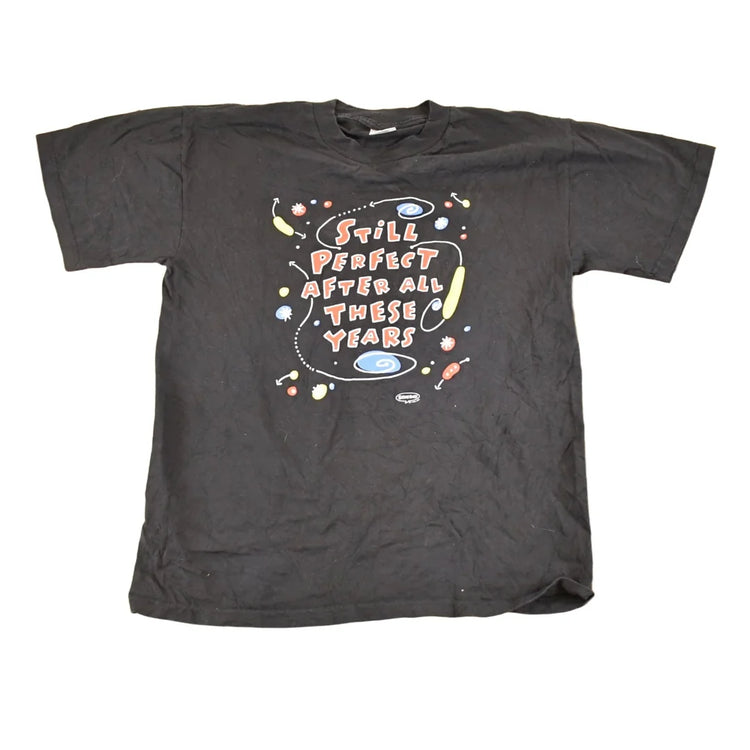 Vintage 1990's Still Perfect Souvenir Funny Shoebox T-Shirt Men's M from propervintagecanada