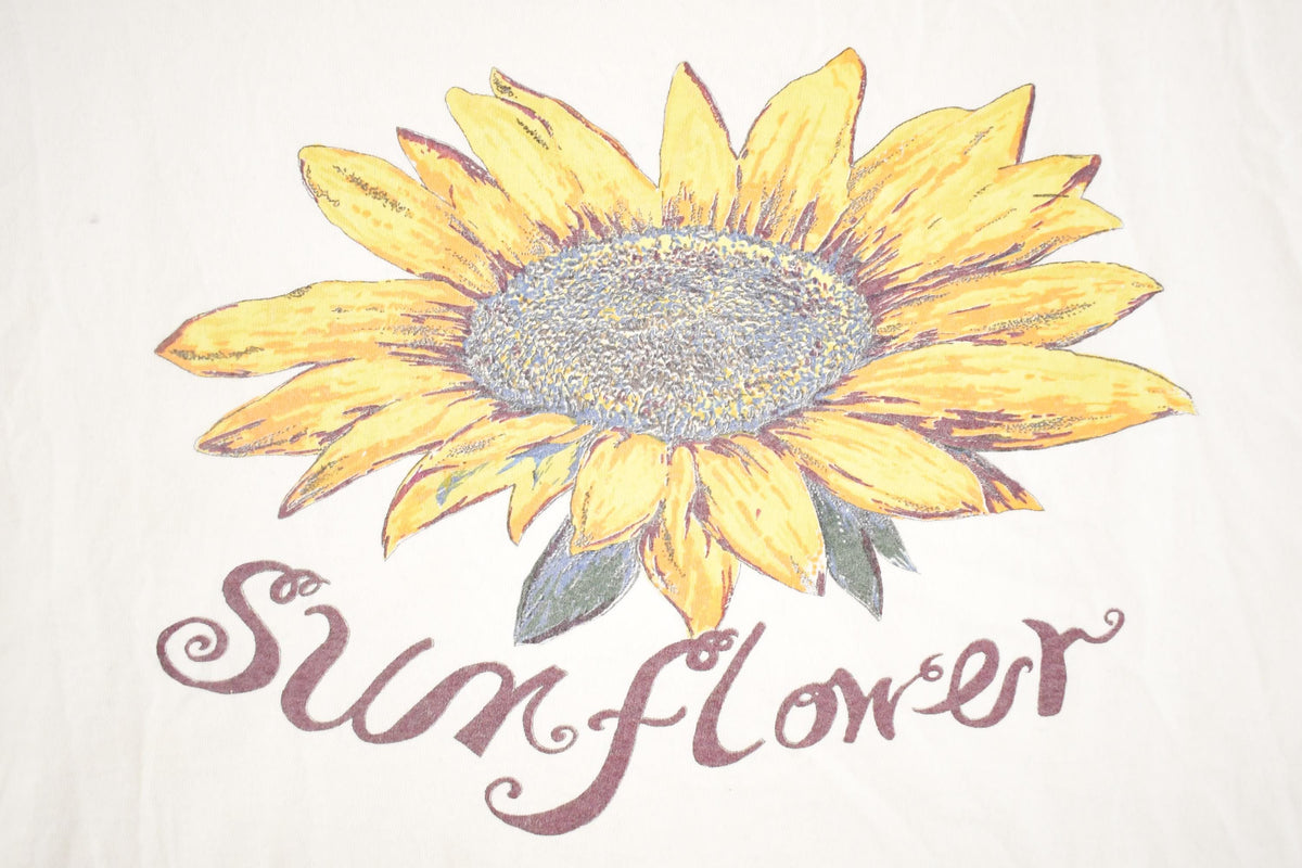 Vintage 1990's Sunflower Souvenir Chic T-Shirt Women's L from propervintagecanada