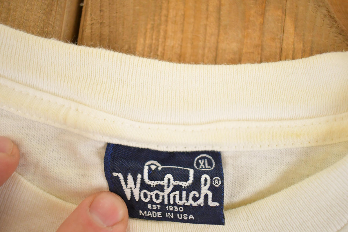 Vintage 1990's Woolrich Bees And Butterfly Souvenir Travel T-Shirt Women's L from propervintagecanada