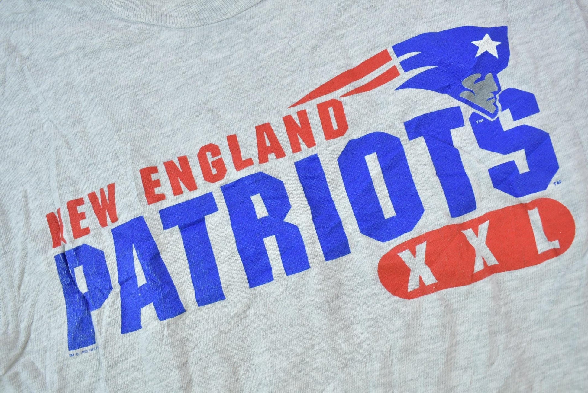 Vintage 1990a New England Patriots Champion Sportswear Graphic Tank Top Men's Large from propervintagecanada