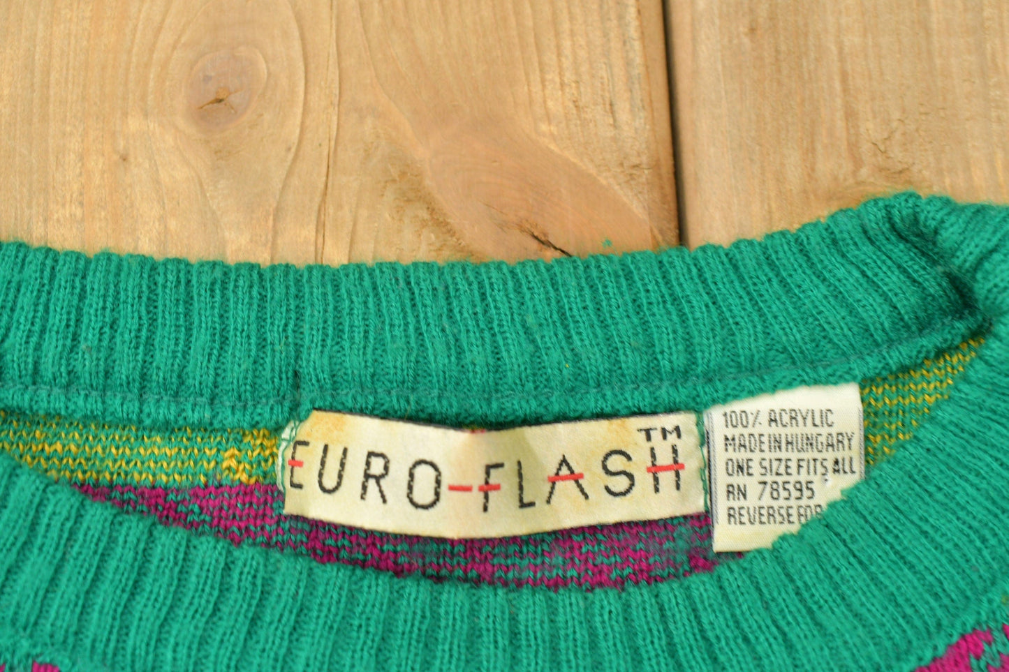 Vintage 1990s 100% Acrylic Wool Knit Sweater Men's XL from propervintagecanada