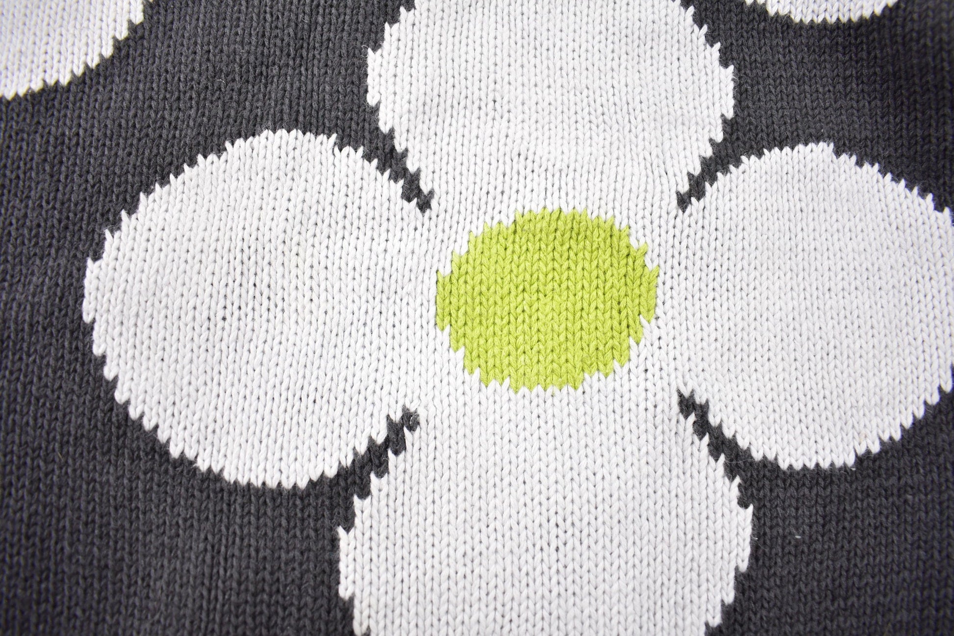 Vintage 1990s 100% Pinwheels Wool Knit Sweater from propervintagecanada