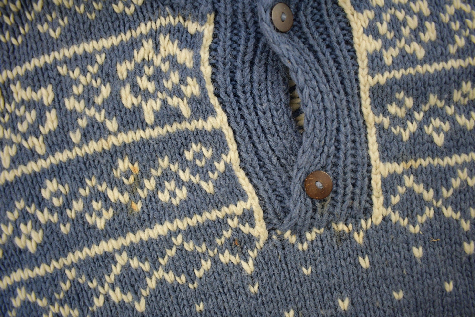 Vintage 1990s 100% Wool Henley Knit Sweater Men's 2XL from propervintagecanada