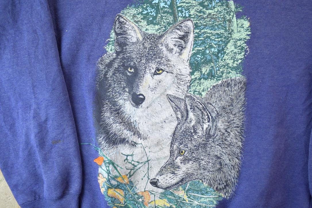 Vintage 1990s 2 Wolf East West Casuals Crewneck Men's Medium from propervintagecanada