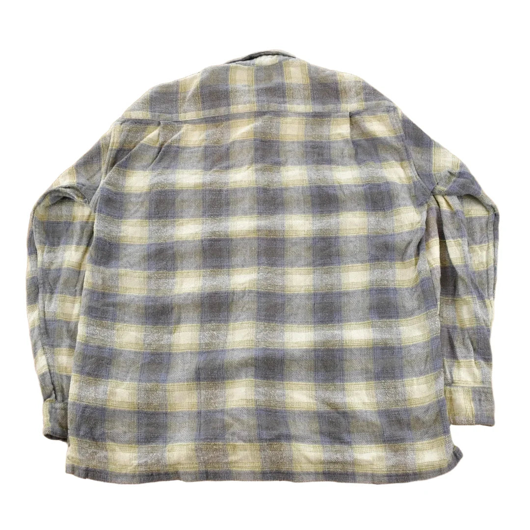 Vintage 1990s Above Sea Level Plaid Flannel Button Up Shirt Men's M from propervintagecanada