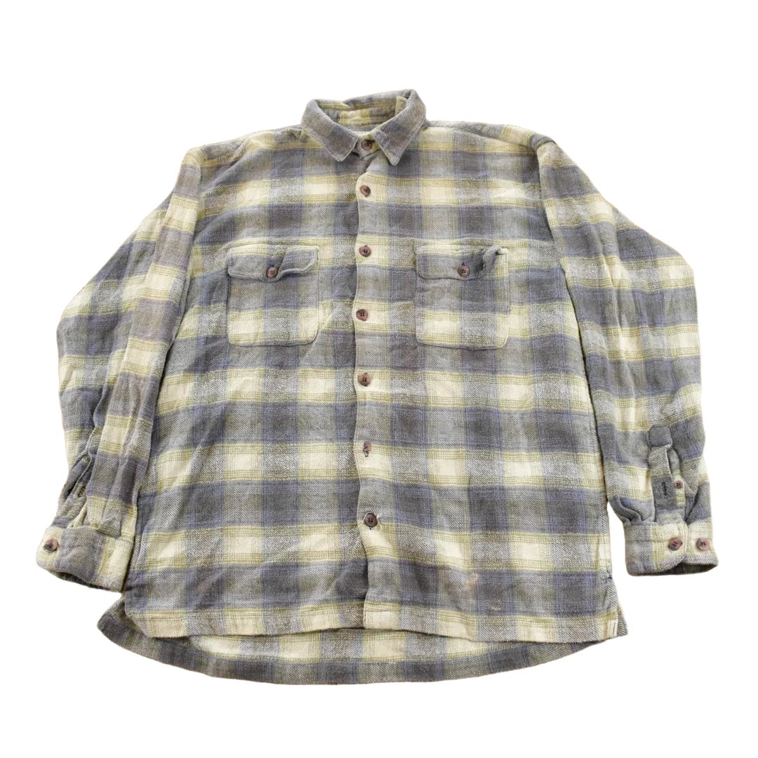 Vintage 1990s Above Sea Level Plaid Flannel Button Up Shirt Men's M from propervintagecanada