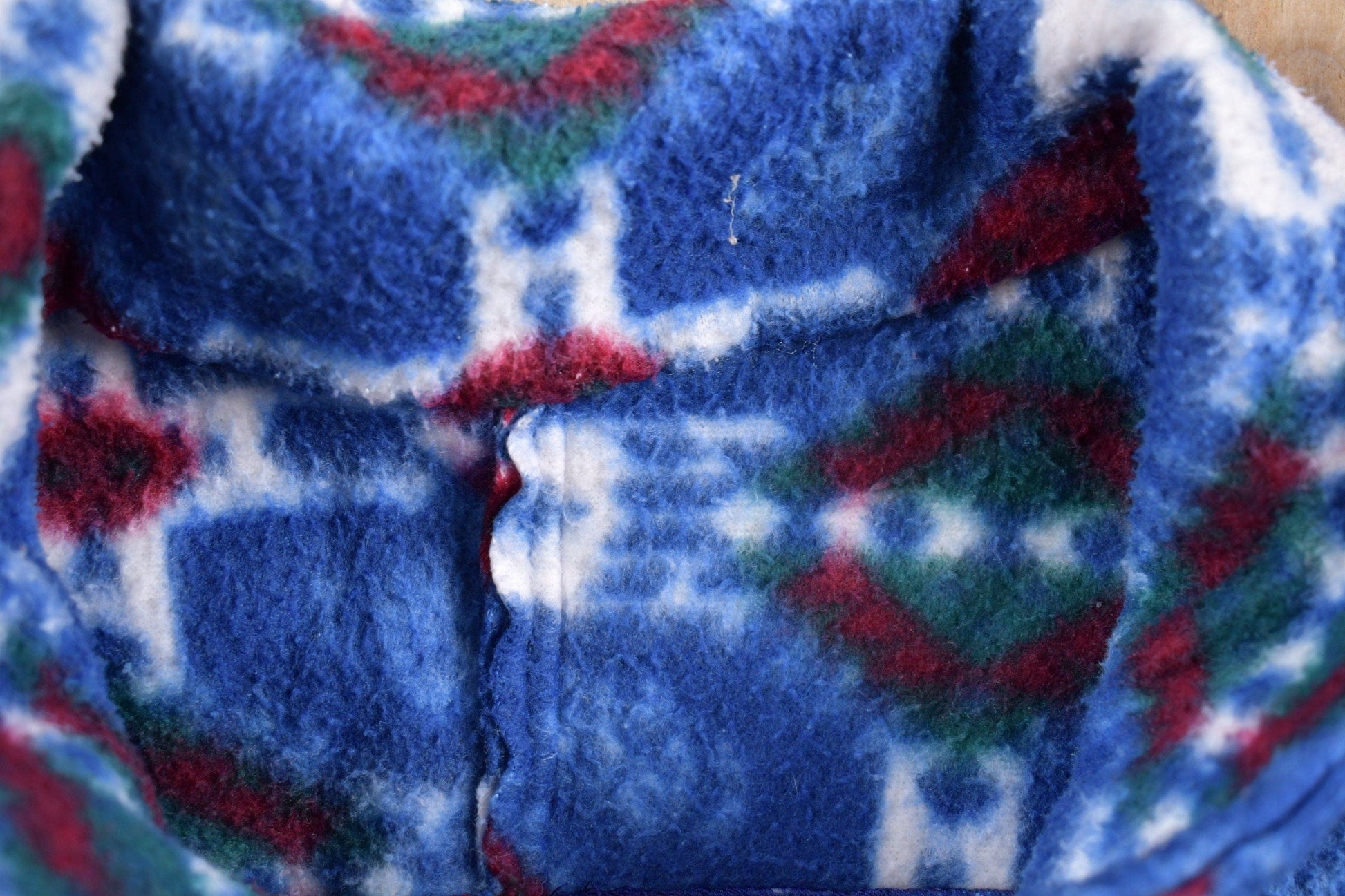 Vintage 1990s Abstract Design Full Zip Fleece Sweater Sportswear Men's 2XL from propervintagecanada