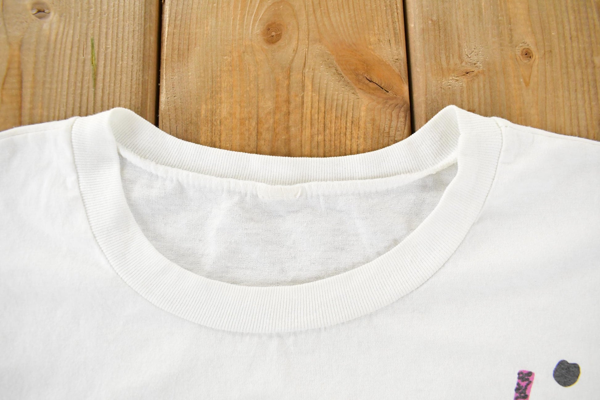 Vintage 1990s Abstract Geometric Theme Graphic T-Shirt Women's Large from propervintagecanada