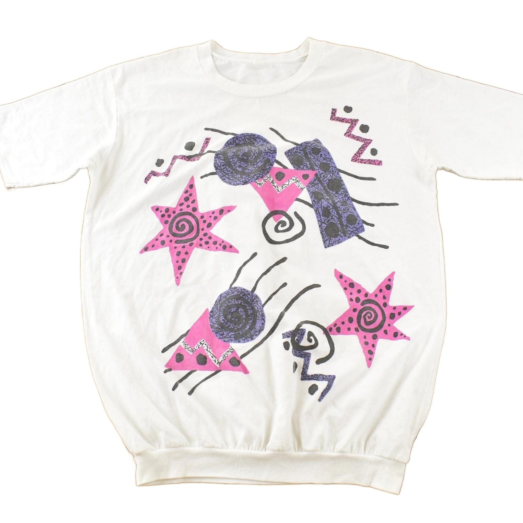 Vintage 1990s Abstract Geometric Theme Graphic T-Shirt Women's Large from propervintagecanada