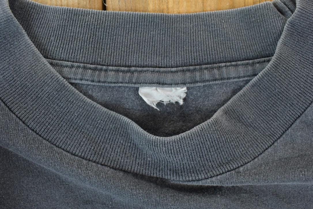 Vintage 1990s Abstract Pattern Church Pattern Crewneck Sweatshirt Men's XL from propervintagecanada