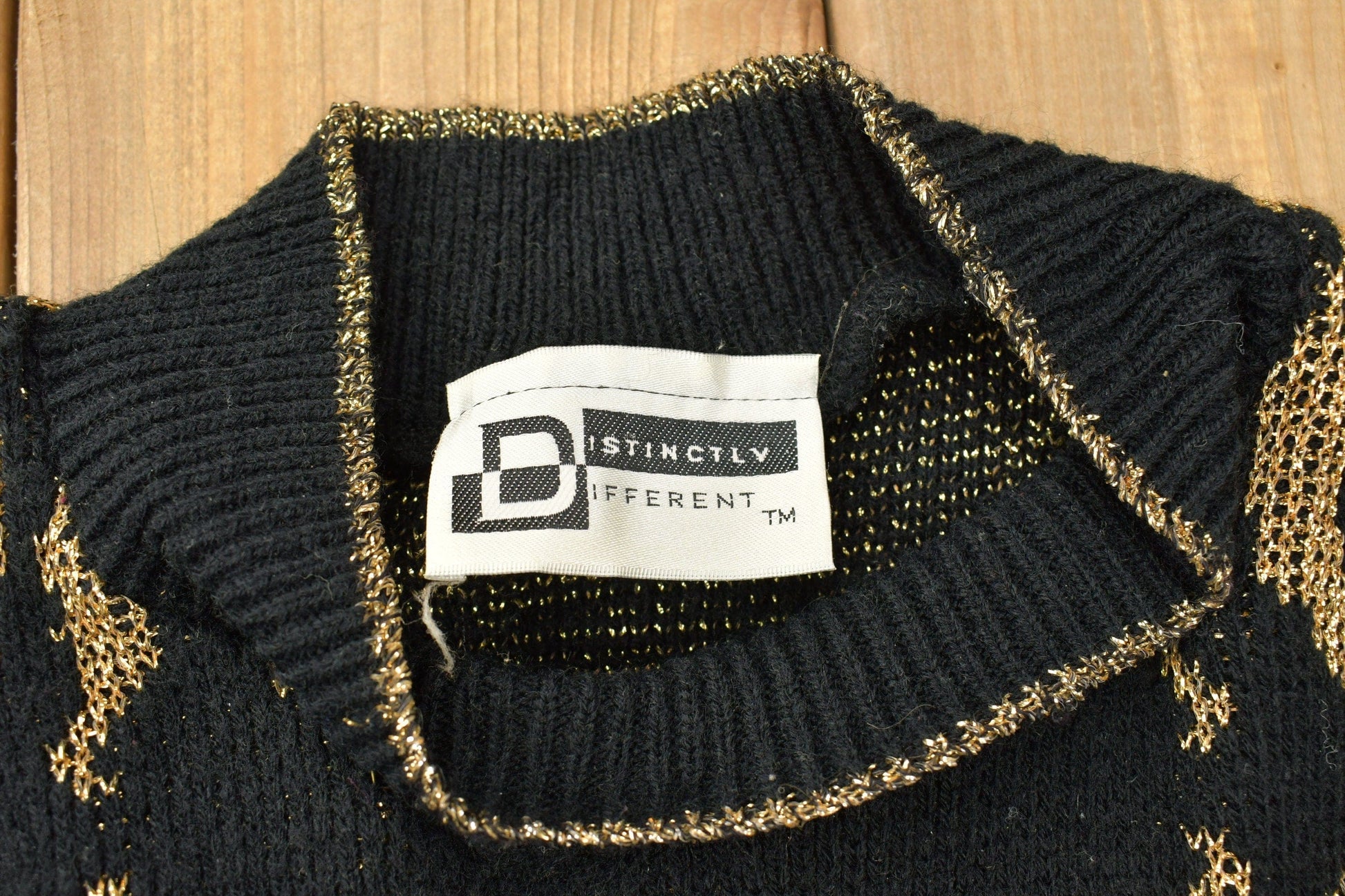 Vintage 1990s Abstract Wool Knit Sweater Men's 3XL from propervintagecanada