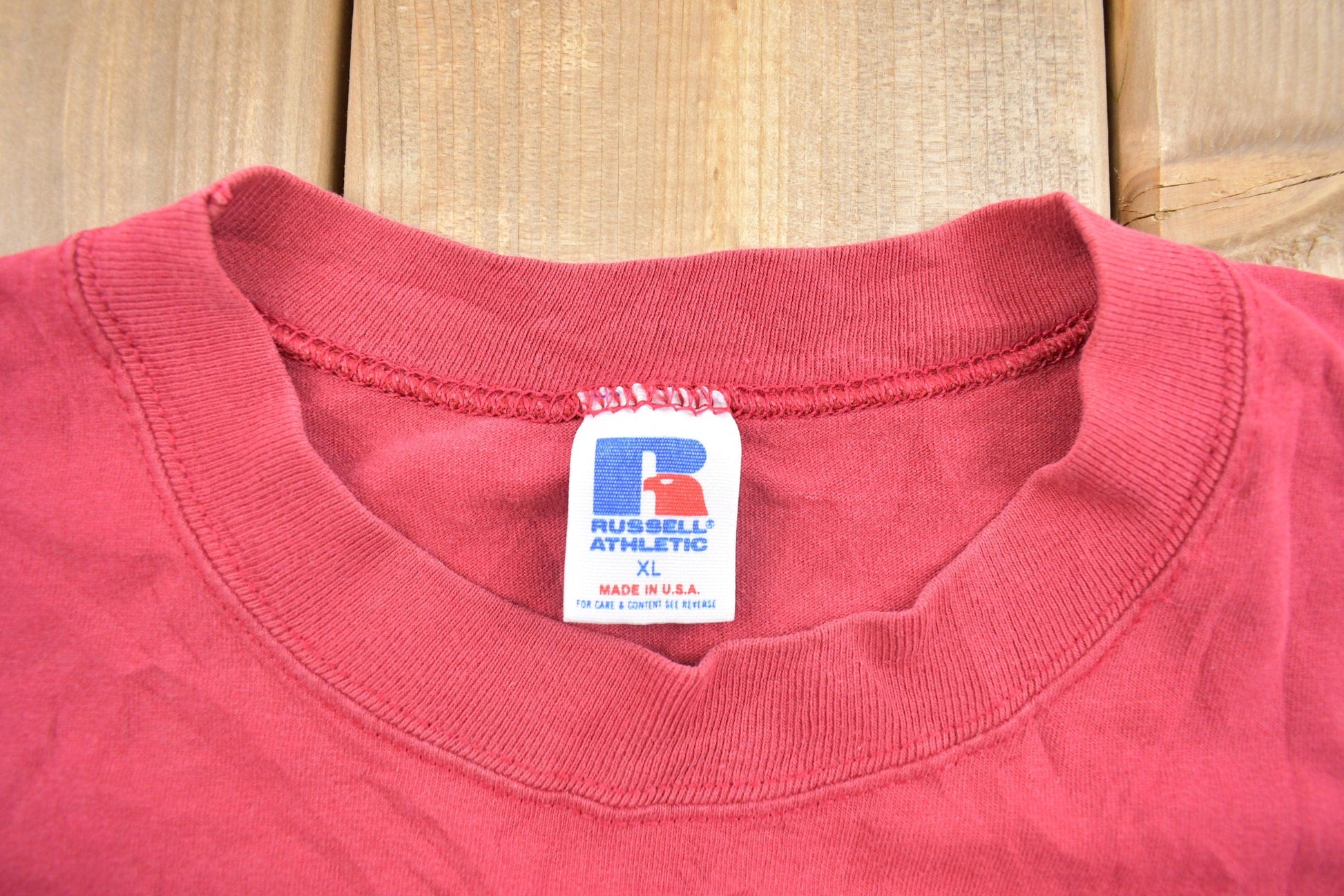 Vintage 1990s Alabama Crimson Tide Russell Athletic Collegiate T-Shirt Men's XL from propervintagecanada