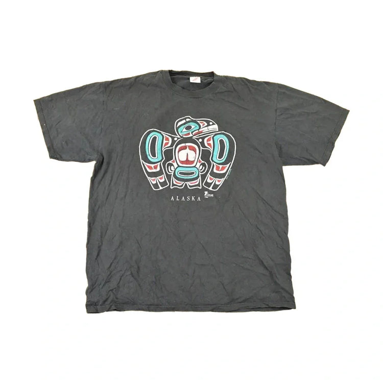 Vintage 1990s Alaska Aztec Souvenir Travel T-Shirt Men's L from propervintagecanada
