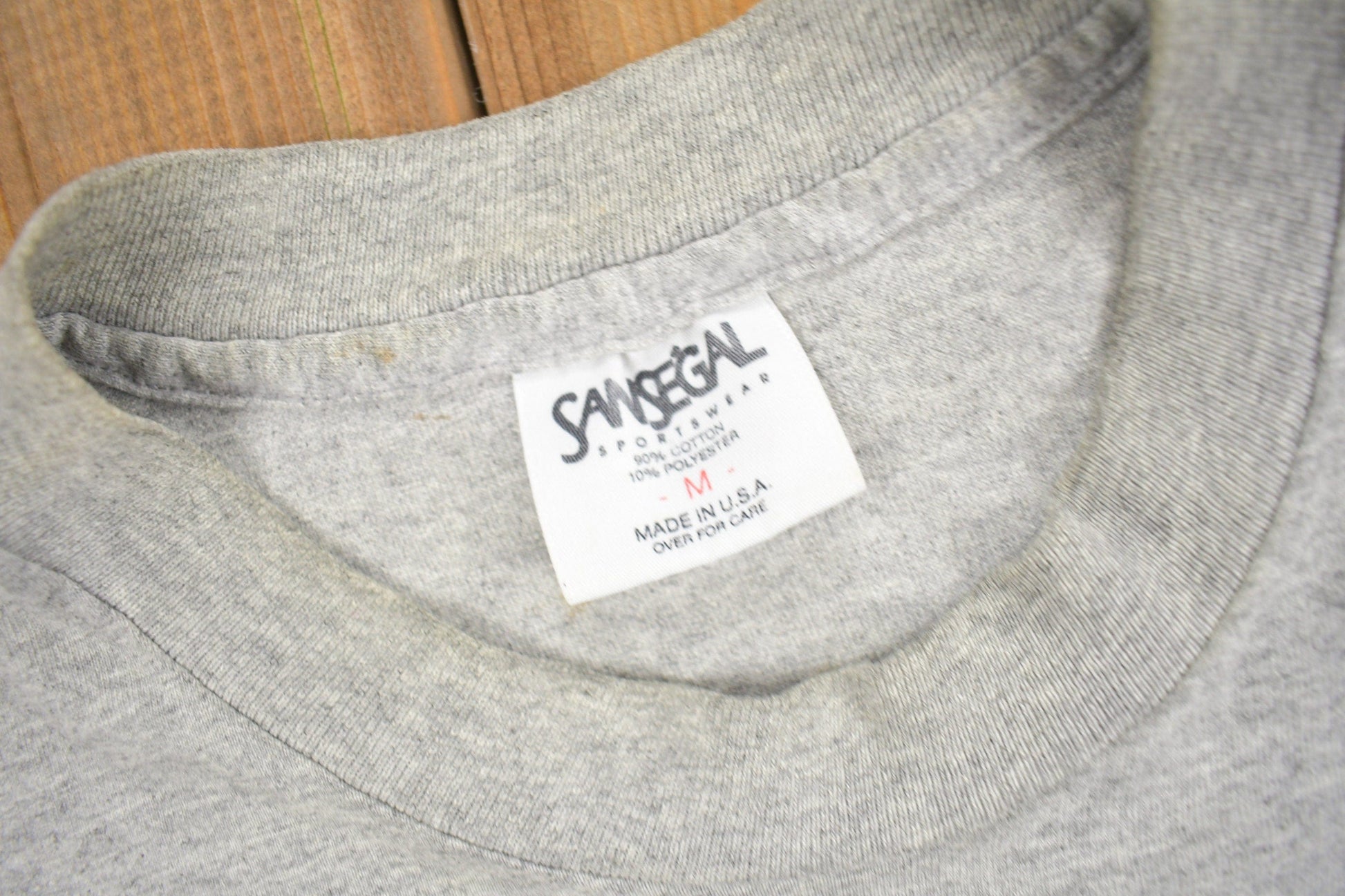 Vintage 1990s Alaska Bald Eagle Graphic T-Shirt Men's M from propervintagecanada