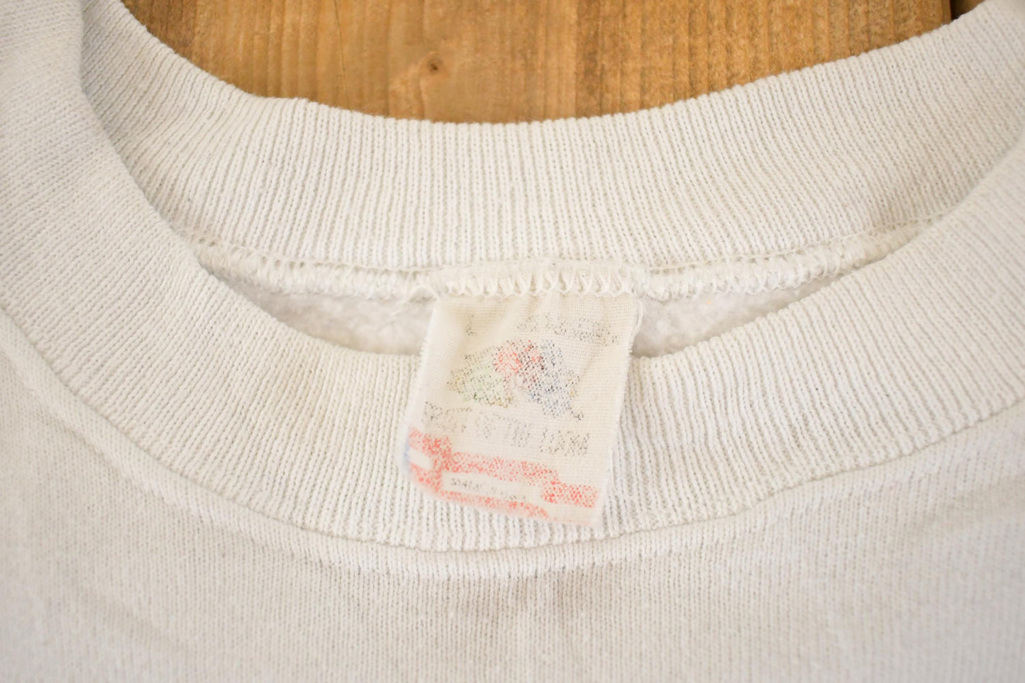 Vintage 1990s Alaska Fishing Souvenir Crewneck Sweatshirt Men's M from propervintagecanada
