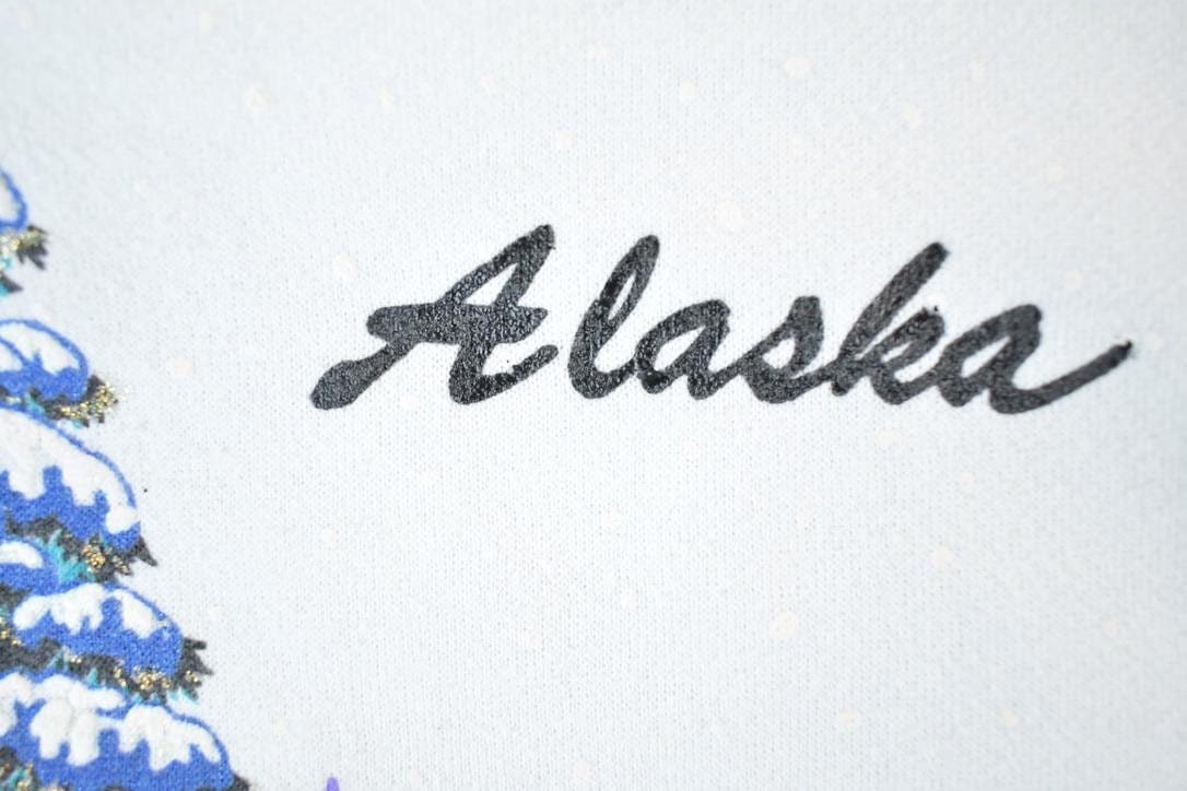 Vintage 1990s Alaska Wilderness AOP Crewneck Sweatshirt Mens 2XL from propervintagecanada