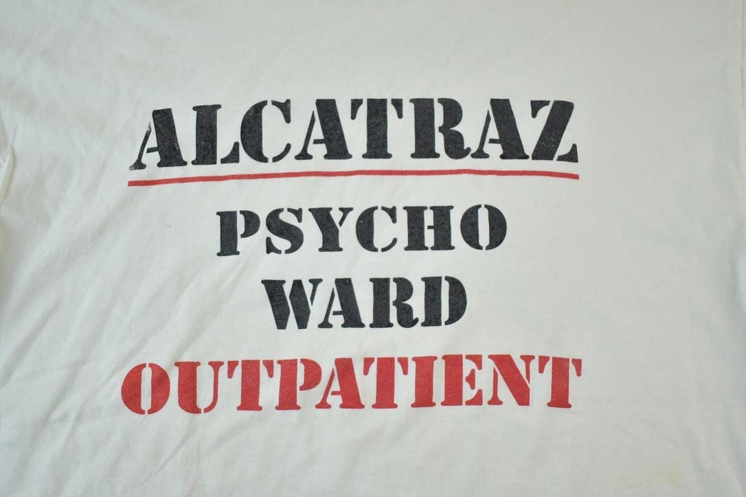 Vintage 1990s Alcatraz Psycho Ward Souvenir Single Stitch Graphic Print T-Shirt Men's XL from propervintagecanada