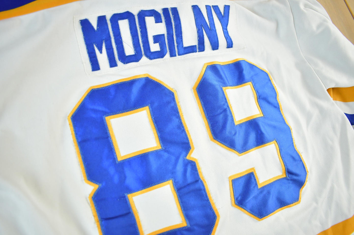 Vintage 1990s Alexander Mogilny Buffalo Sabres NHL CCM Maska Hockey Jersey Men's L from propervintagecanada