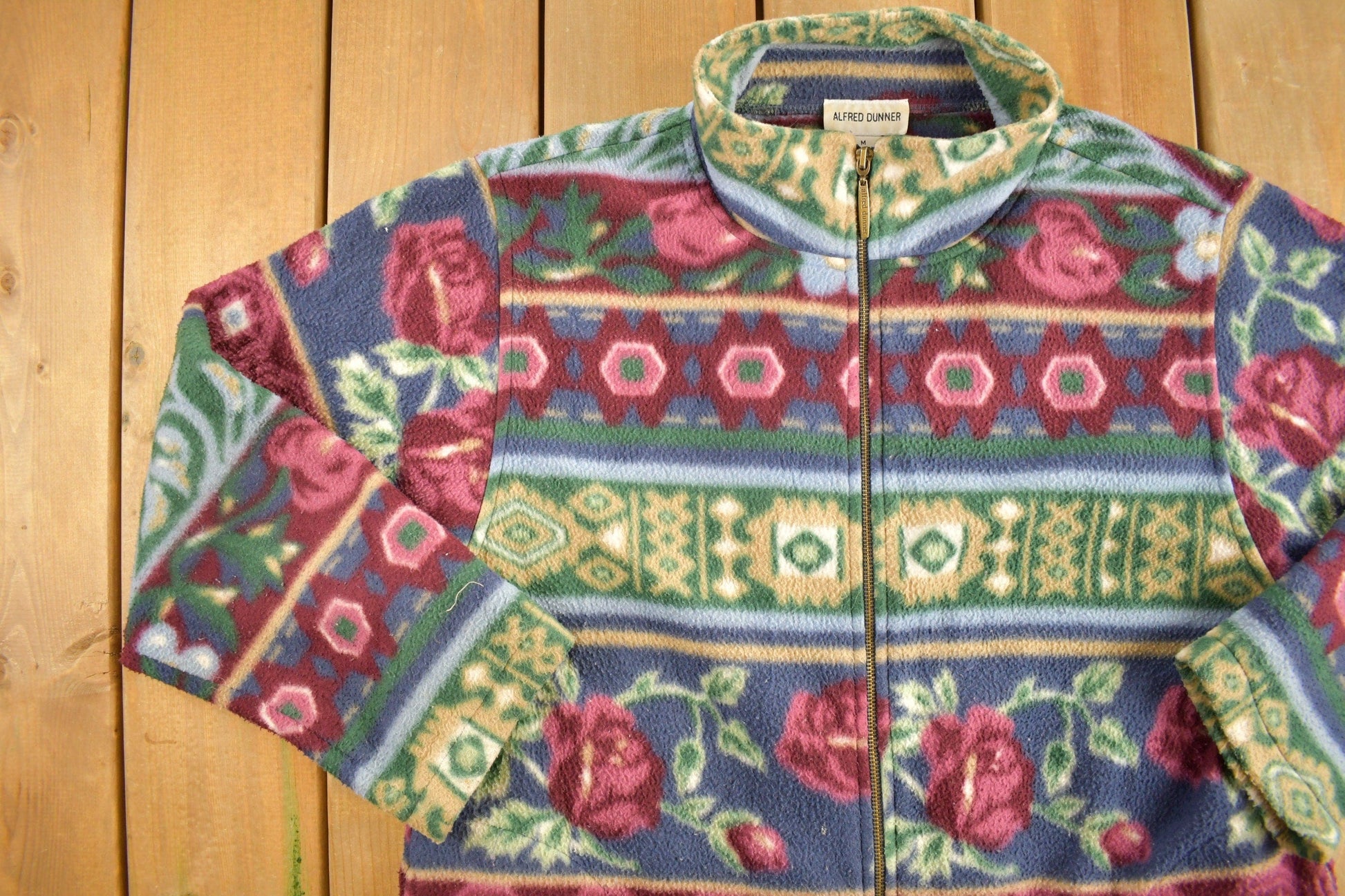 Vintage 1990s Alfred Dunner Abstract Floral Pattern Graphic Fleece Zip Up Sweater Men's Medium from propervintagecanada