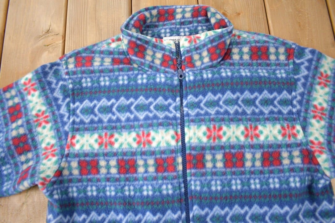 Vintage 1990s Alfred Dunner All Over Print Zip Up Fleece Sweater Size Woman's PS from propervintagecanada