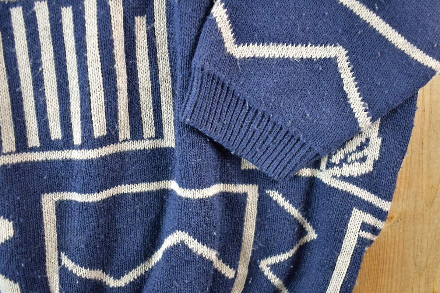 Vintage 1990s Alfred Dunner Knit Abstract Pattern Crewneck Sweater Womens M from propervintagecanada