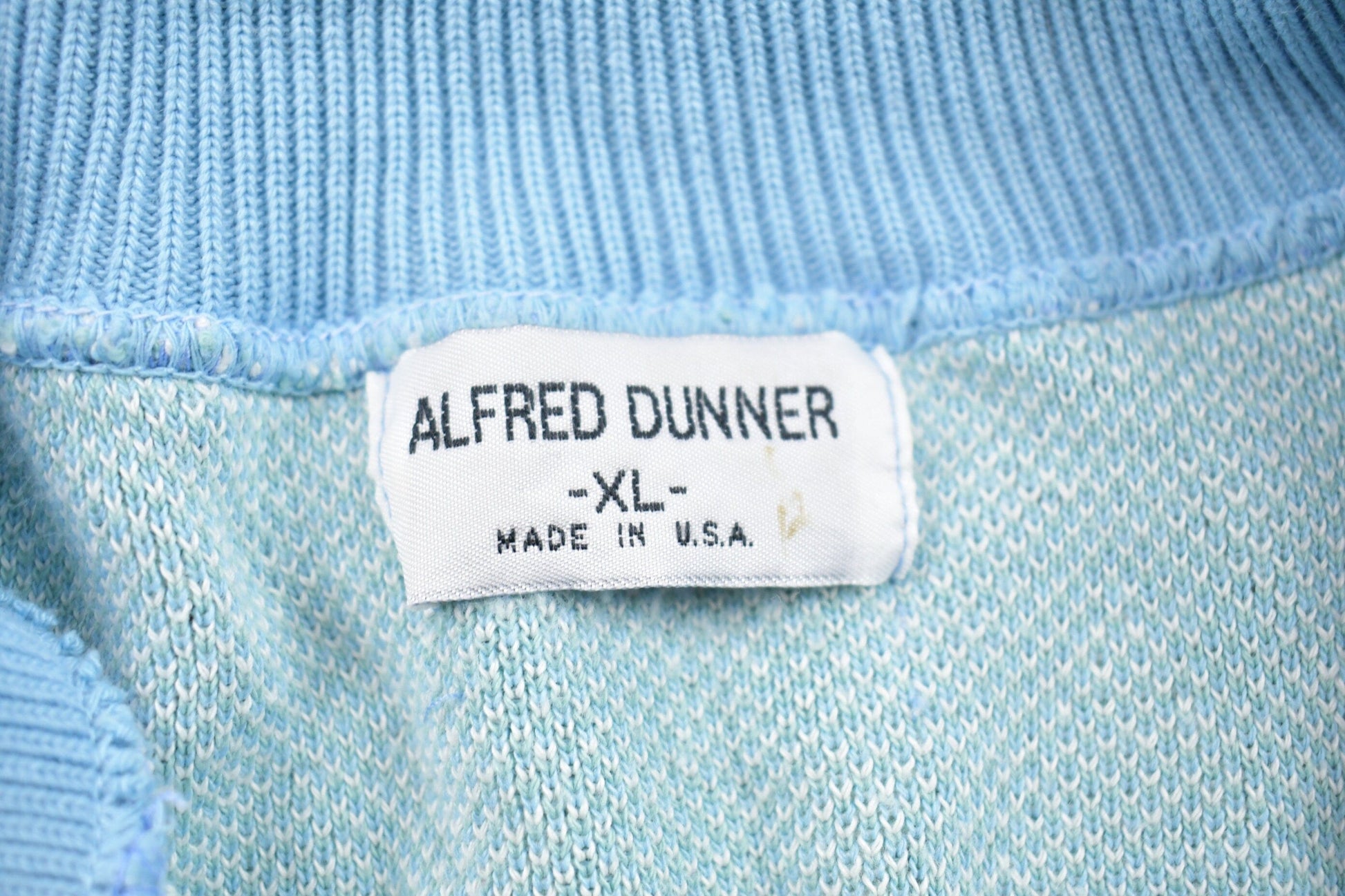 Vintage 1990s Alfred Dunner Polo Shirt Men's Small from propervintagecanada