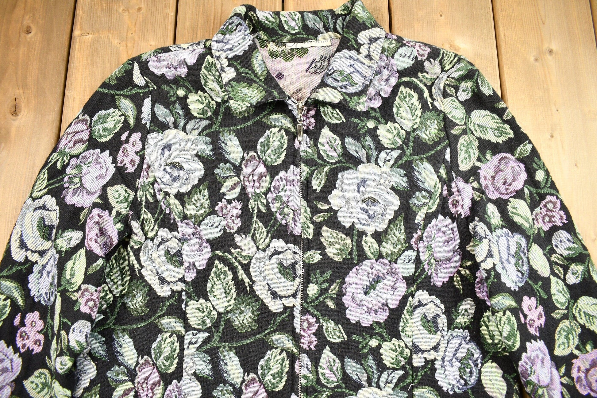 Vintage 1990s All Over Paisley Patchwork Zip Up Jacket Women's M from propervintagecanada