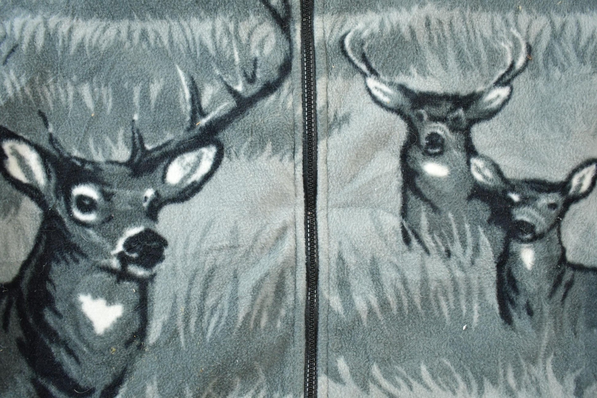 Vintage 1990s All Over Print Big Buck Deer Fleece Sweater Men's 2XL from propervintagecanada