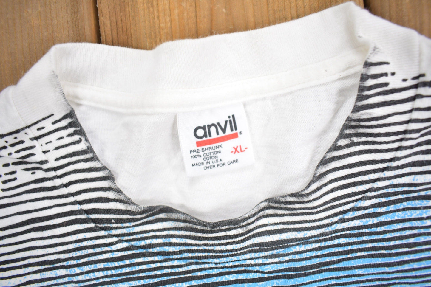 Vintage 1990s All Over Print Duck Theme T Shirt Men's XL from propervintagecanada