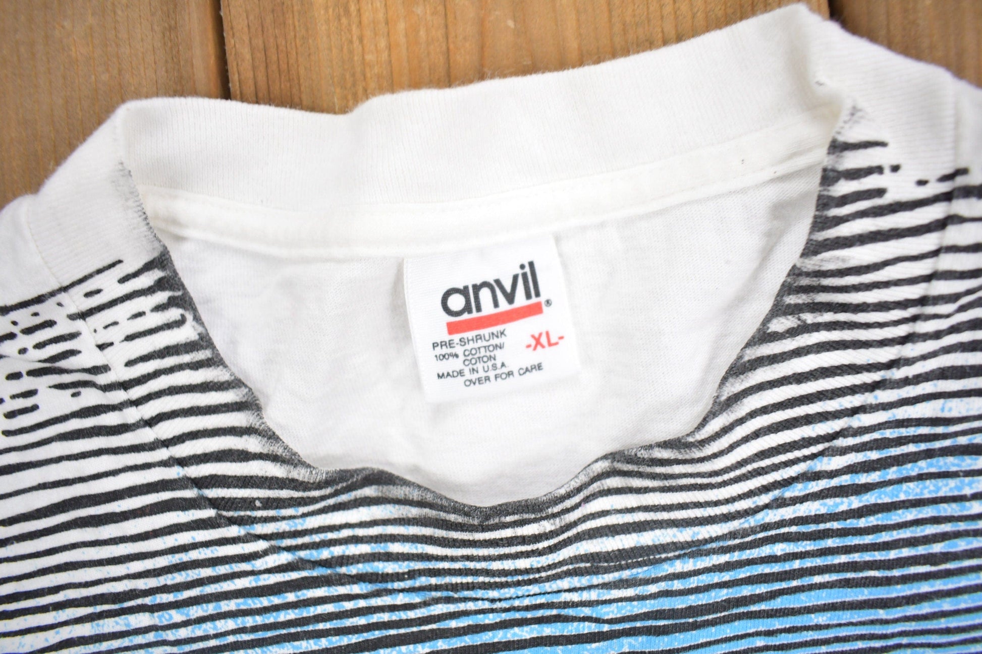 Vintage 1990s All Over Print Duck Theme T Shirt Men's XL from propervintagecanada