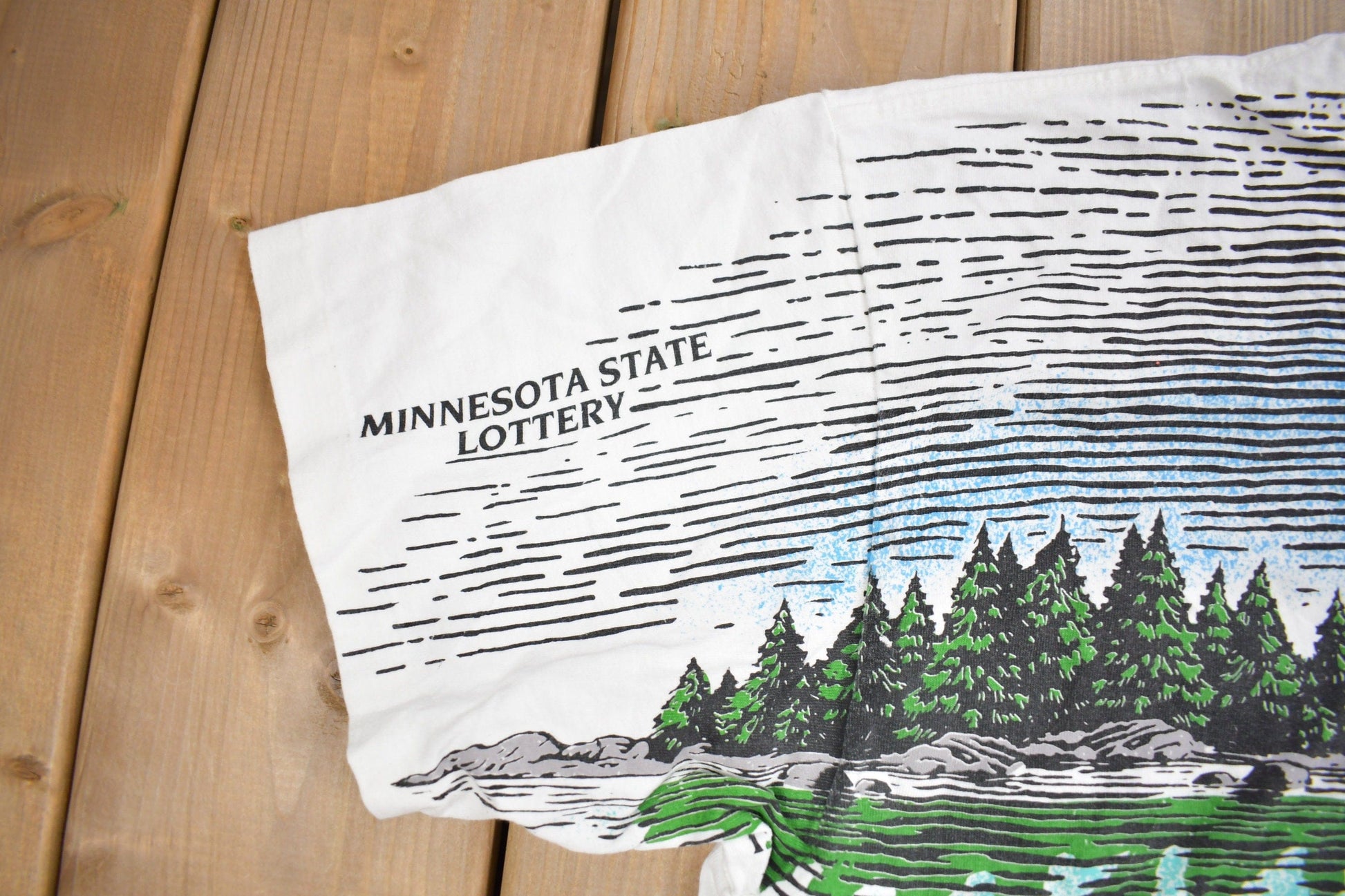 Vintage 1990s All Over Print Duck Theme T Shirt Men's XL from propervintagecanada