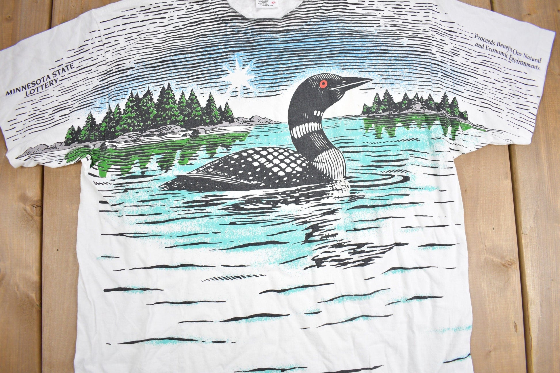 Vintage 1990s All Over Print Duck Theme T Shirt Men's XL from propervintagecanada
