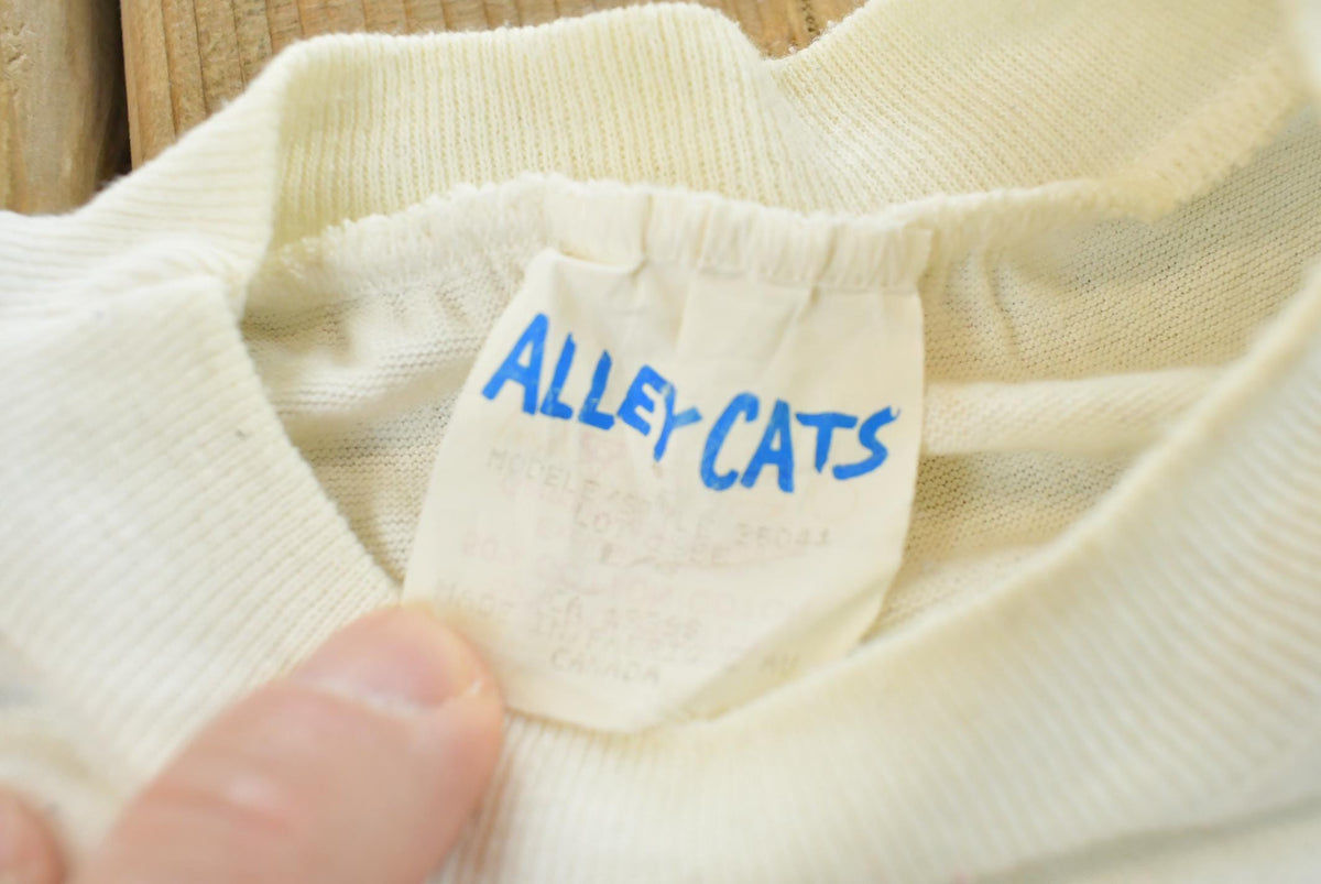 Vintage 1990s Alley Cats Floral Painted Graphic T-Shirt Mens M from propervintagecanada